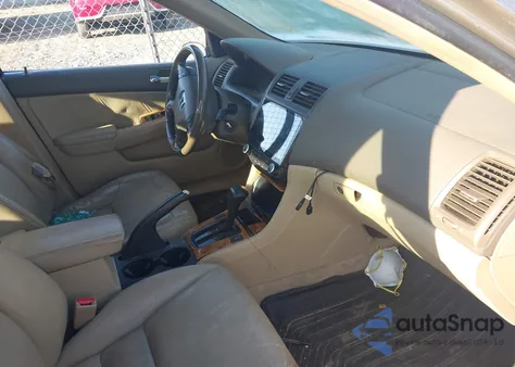 2003 Honda Accord 2.4 Ex из США, поврежденный, VIN 1HGCM56643A136707